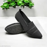 Textured canvas women's bellies slip-ons, featuring a varied sizing from IND-5 to IND-9. Handcrafted in India
